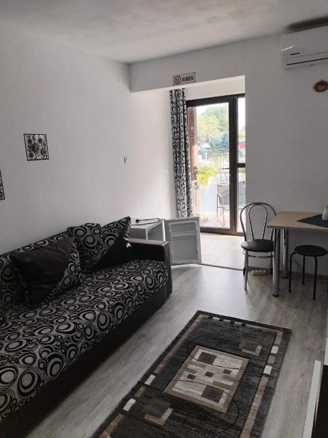 Madalin Appartement Mangalia Buitenkant foto